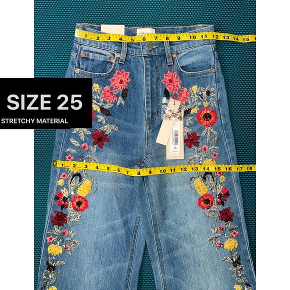 Alice + Olivia Gorgeous Floral Embroidered Wide Leg Jeans - Picture 11 of 17